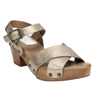 New Patricia Nash Gigi Sandals in Antique Gold